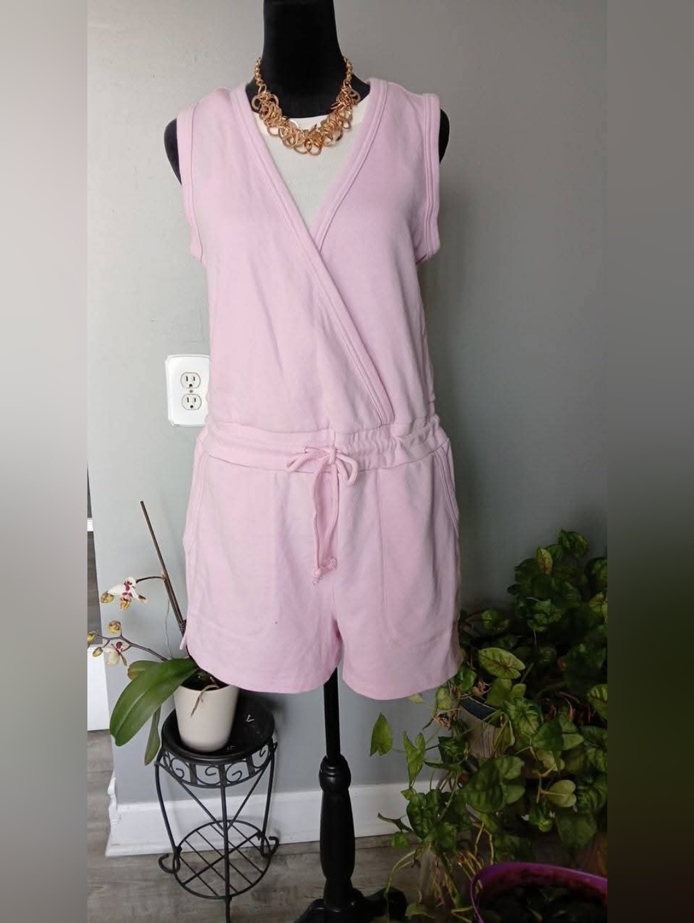 Universal Thread Pink Sleeveless Romper